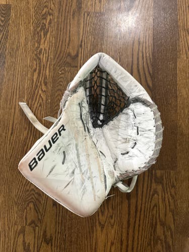 2023 Bauer Vapor Hyperlite Regular  (Used)