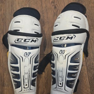 Youth CCM Jetspeed XTRA Pro 9" Shin Pads (Used)