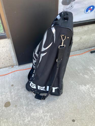 GRIT Tower Wheeled Bag
