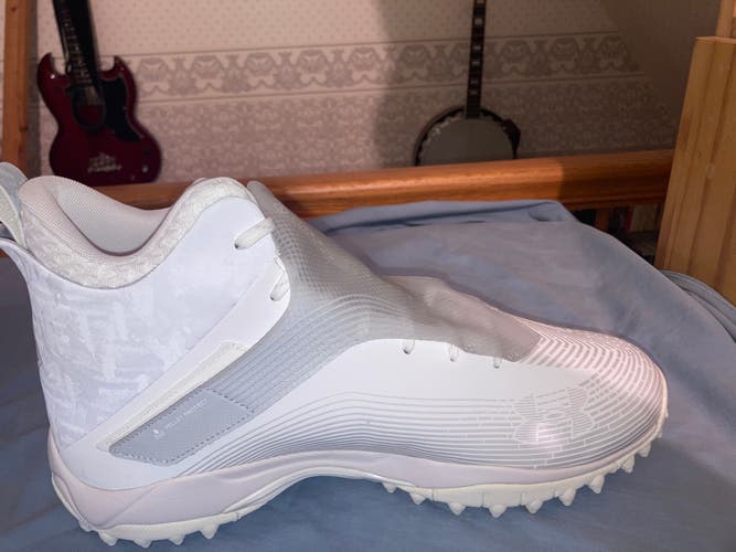 Free Shipping! Men's UA Team Highlight Hammer ATV High Top Turf Cleats (New)