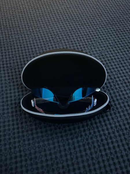 Pit Viper Absolute Freedom Polarized Double Wide Sunglasses and Case