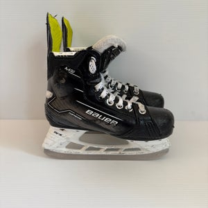 Used Youth Bauer Supreme M50 Pro Hockey Skates Size 13.5 D
