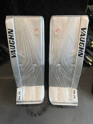 32+2” Vaughn SLR4 Pro Carbon Regular Goalie Full Set (Used)