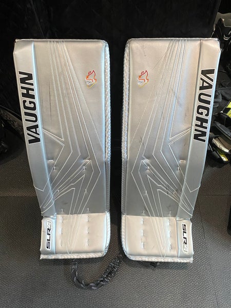 32+2” Vaughn SLR4 Pro Carbon Regular Goalie Full Set (Used)
