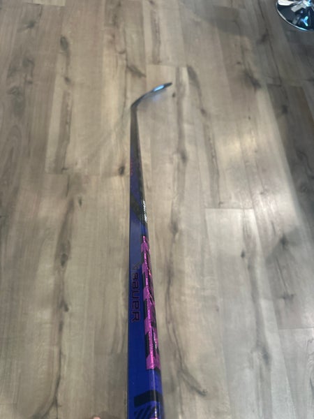 Senior Bauer Twitch Left Hand Hockey Stick P92 77 Flex (New)