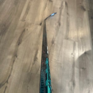 Senior Bauer Twitch Left Hand Hockey Stick 77 flex P92 (New)
