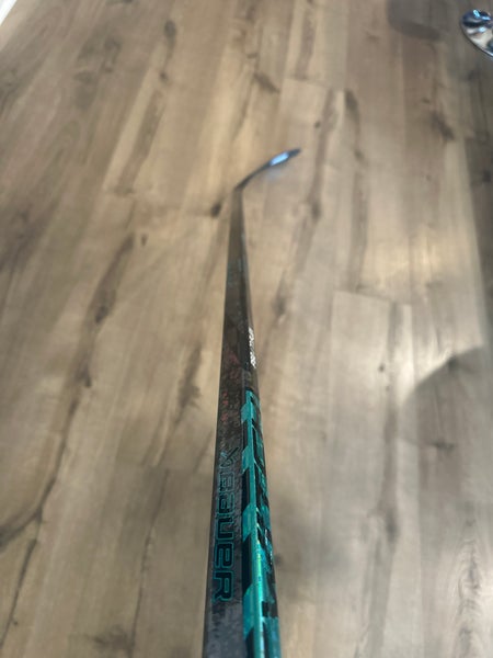 Senior Bauer Twitch Left Hand Hockey Stick 77 flex P92 (New)