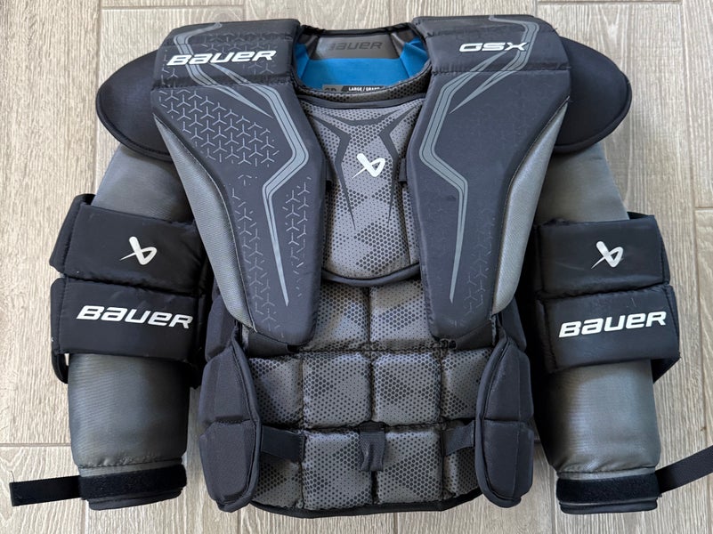 Large 2023 Bauer GSX Goalie Chest Protector (Used)