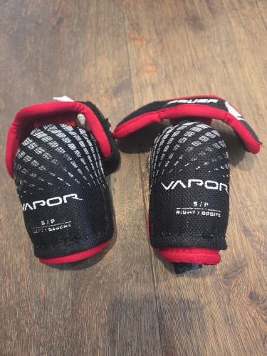 Youth Small Bauer Vapor Lil Rookie Elbow Pads (Used)