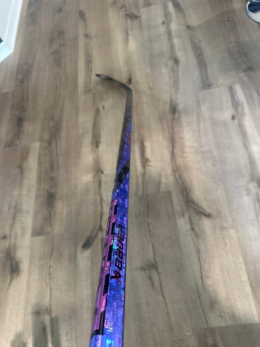 Senior Bauer Twitch Right Handed Hockey Stick P92 (New)