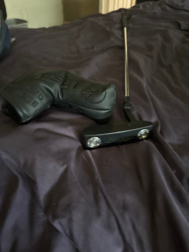Scotty Cameron Super Select Newport 2 Limited Black Putter