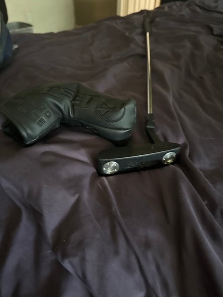 Scotty Cameron Super Select Newport 2 Limited Black Putter