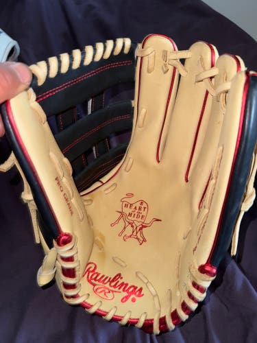 2025 Rawlings RH Pitcher's Heart of the Hide Baseball Glove 12.75" (New)
