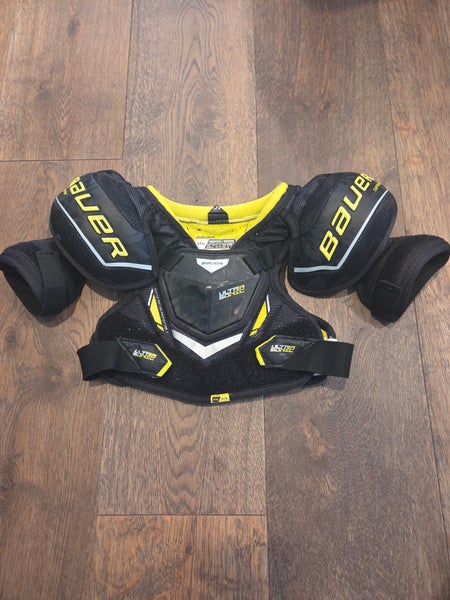 Medium Youth Bauer Supreme Ultrasonic Shoulder Pads (Used)