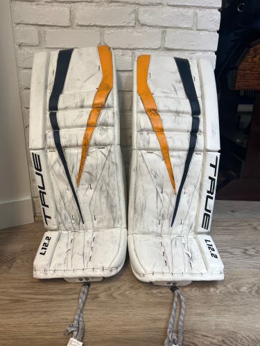 True L12.2 Goalie Leg Pads 33”+1