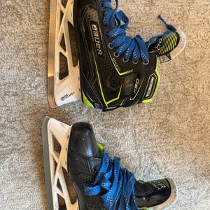 Bauer GSX Hockey Goalie Skates Regular Width  size 7 (Used)
