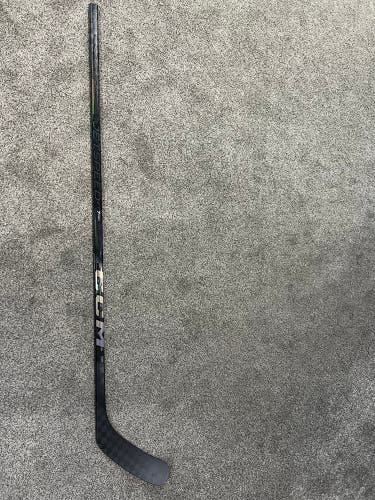 Intermediate CCM Jetspeed FT7 Pro Left Hand Hockey Stick P92M Pro Stock (New)