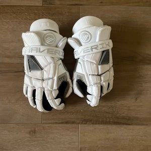 Maverik M5 Lacrosse Gloves 13" (Used)