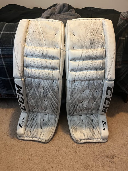 CCM Eflex  4.9 Goalie Leg Pads