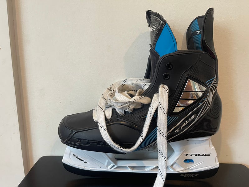 True TF9 Hockey Skates Wide Width  10 (Used)