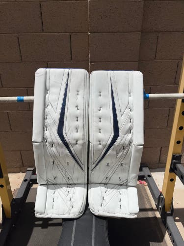 34"  True 20.1 Goalie Leg Pads (Used)