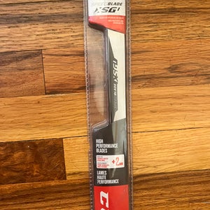 Goalie skate blades