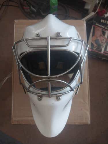 Senior 2017 Wall Goalie Mask Pro Stock (Used)