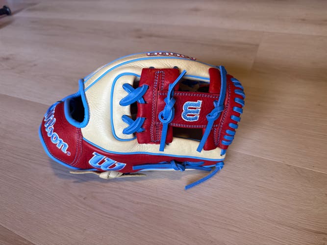 Wilson RH Infield A1000 Baseball Glove 11.5" (New)