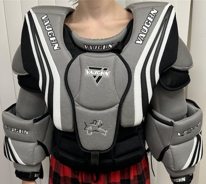 Vaughn Intermediate Chest protector