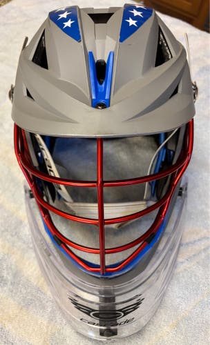 Cascade XRS Goalie Helmet (Used)