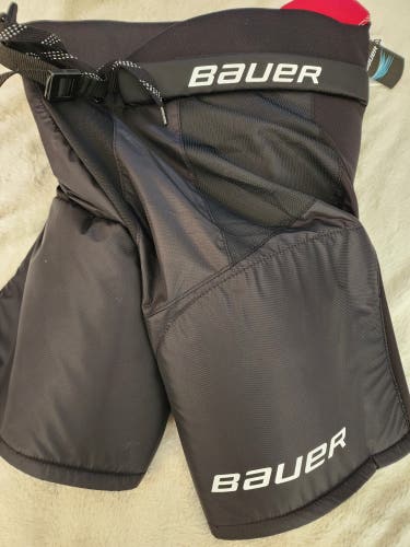 Junior XL Bauer NSX Hockey Pants (New)
