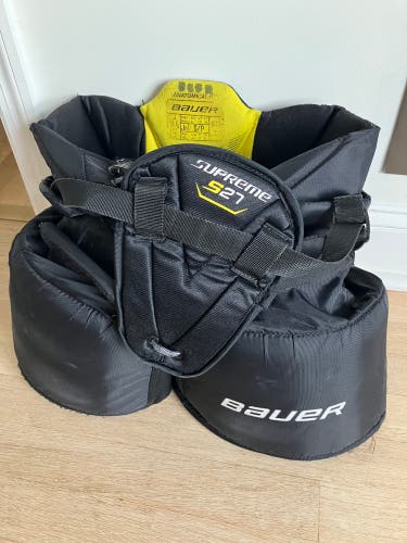 Junior Small Bauer supreme s27 Hockey Goalie Pants (Used)