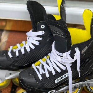 Bauer Roller Blades (Size 6)