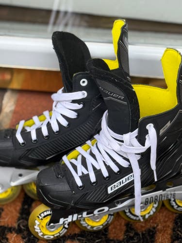Bauer Roller Blades (Size 6)