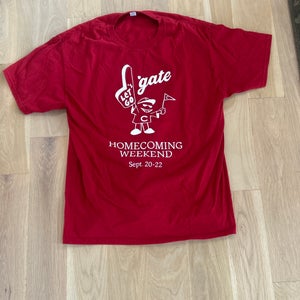 Red Large Men's  Shirt (Used)