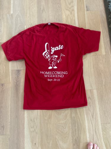 Red Large Men's Shirt (Used)