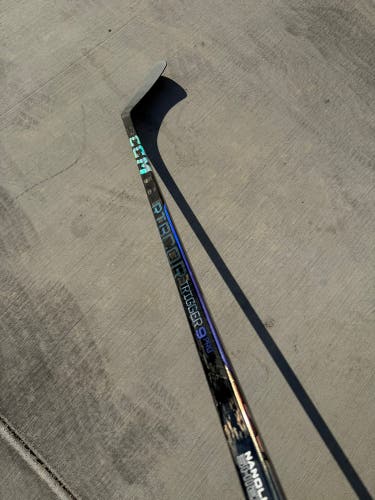 Intermediate CCM RibCor Trigger 9 Pro Right Handed Hockey Stick P29 (New)