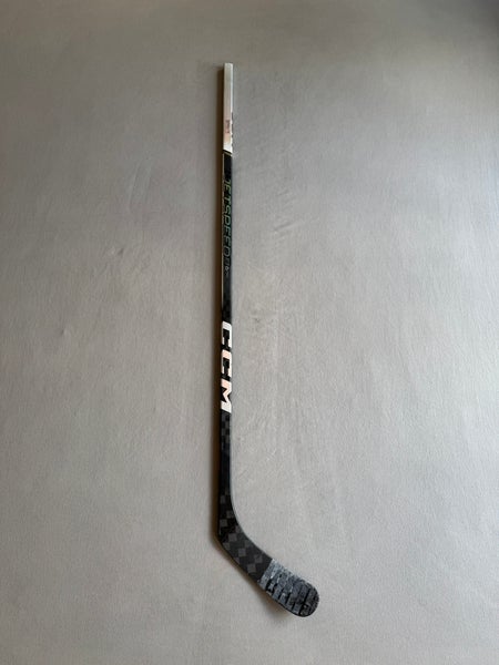 Used 70 Flex P28M Senior CCM Jetspeed FT6 Pro Left Hand Pro Stock Hockey Stick