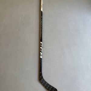 Like New 70 Flex P28M Senior CCM Jetspeed FT6 Pro Left Hand Pro Stock Hockey Stick