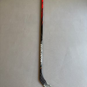 Used 70 Flex P28 Senior Bauer Vapor FlyLite Left Hand Pro Stock Hockey Stick