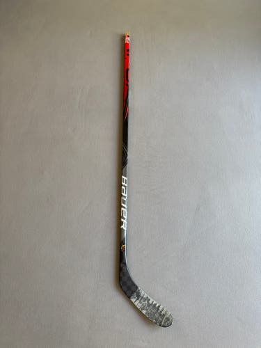Used 70 Flex P28 Senior Bauer Vapor FlyLite Left Hand Pro Stock Hockey Stick