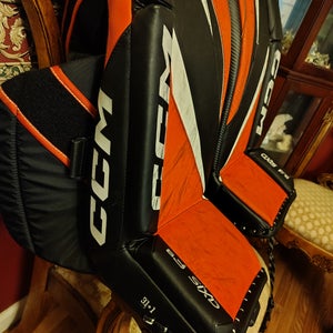 31" 2024 CCM Extreme Flex E5.9 Goalie Leg Pads (Used)