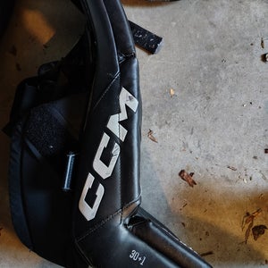 31" CCM Goalie Leg Pads (Used)