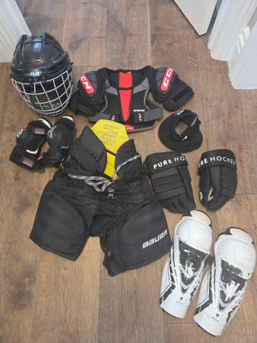 Youth Medium Kids Hockey Starter Kit (Used) with player gear bag