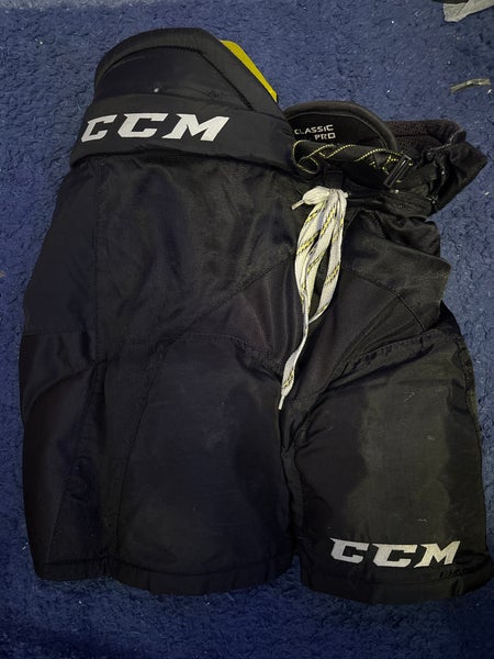 Large Junior CCM Tacks Classic Pro Hockey Pants (Used)