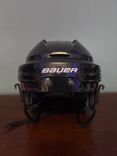 Large Bauer Re-Akt Helmet (Used)