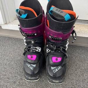 Women’s Ski boots Dabelllo 277mm