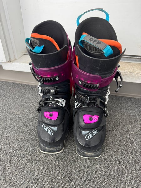 Women’s Ski boots Dabelllo 277mm