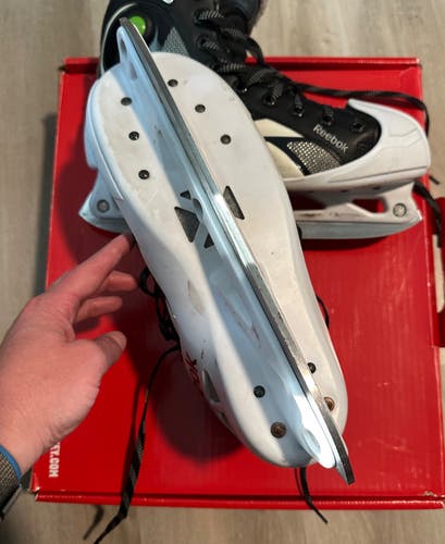 Reebok 7K Hockey Goalie Skates 9 (Used)