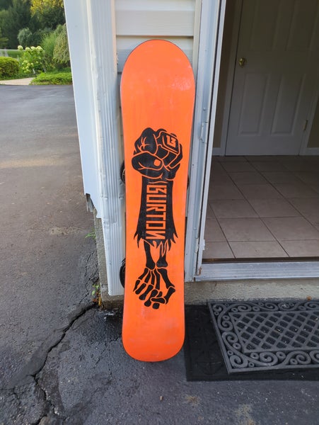 Kid's Burton Punch Snowboard Freestyle With Bindings Medium Flex True Twin (Used)
